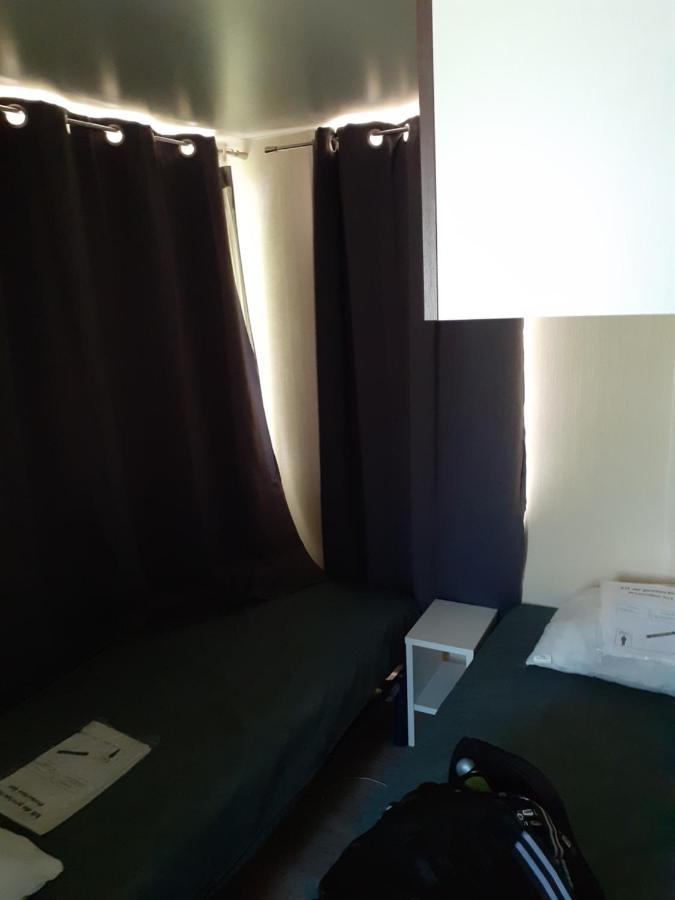 Mobilhome Agreable Sans Draps Ni Serviettes بورت-لا-نوفيل المظهر الخارجي الصورة