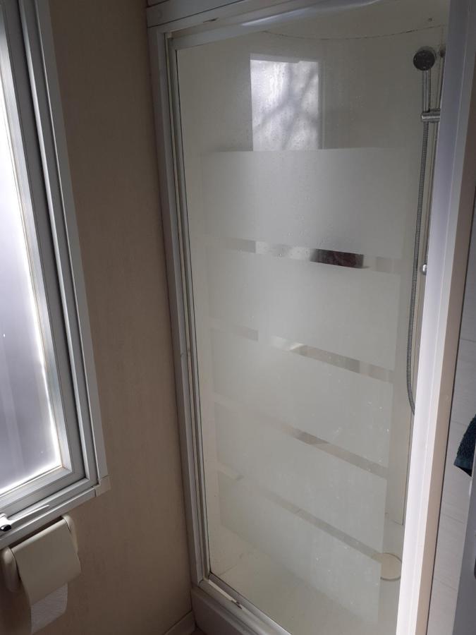 Mobilhome Agreable Sans Draps Ni Serviettes بورت-لا-نوفيل المظهر الخارجي الصورة
